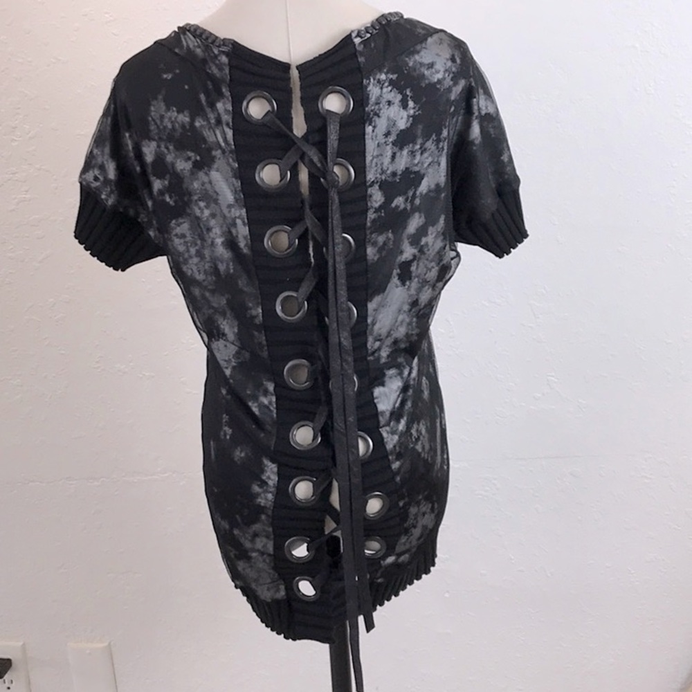 Back open mesh overlay top